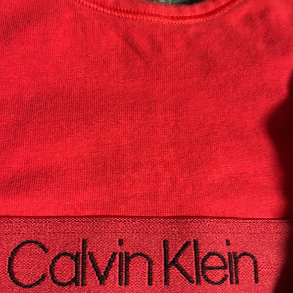 Calvin Klein size 6/6X sport training bras - Picture 8 of 9